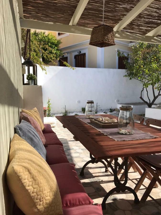 Yalitzi Villa Đảo Sými Ngoại thất bức ảnh